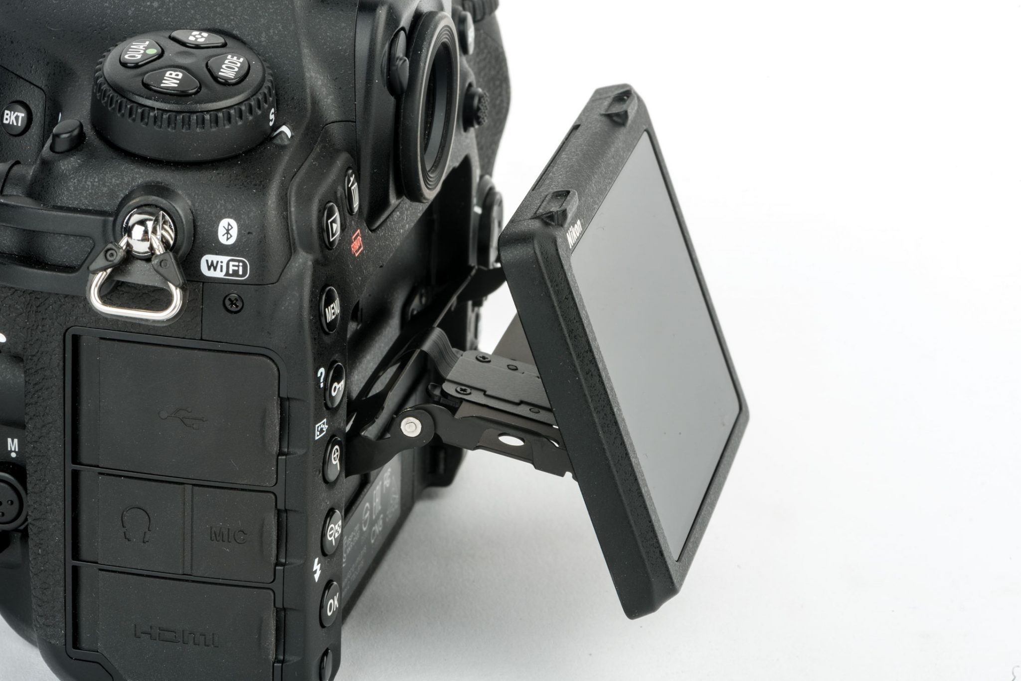 Nikon D500 with 16-80mm Lens Quick Test - DSPORT Magazine