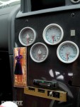 Gauges for the Signal Auto R34