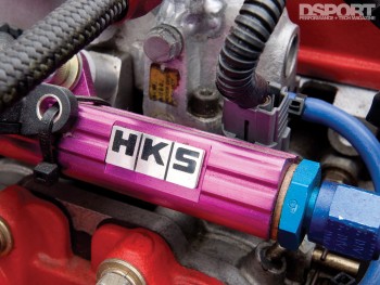 HKS fuel rail in the XS engineering Nissan R32 GT-R