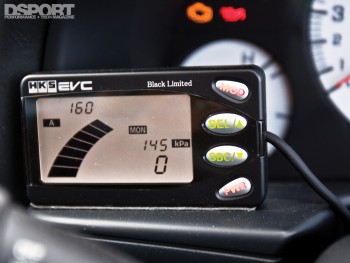 HKS controller in Exedy’s 512WHP Nissan GT-R R34