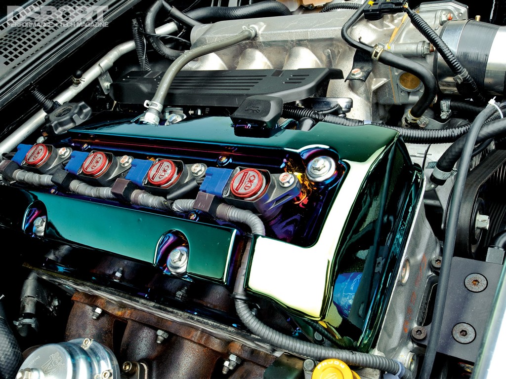 Engine bay of the 500 HP Honda S2000