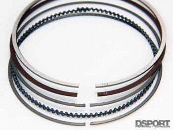 Piston rings for the FA20 engine