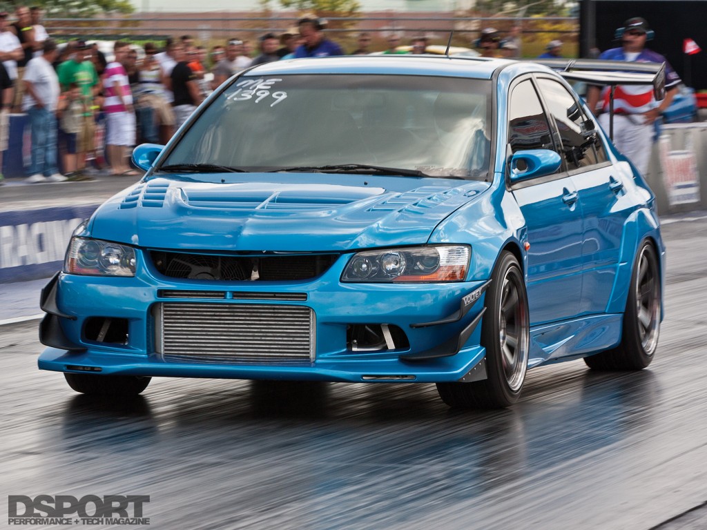 Bruzewski's Mitsubishi EVO VIII launching on track