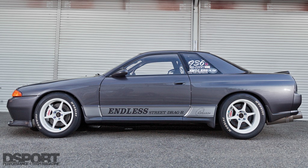 Side profile of the Endless Drag R32