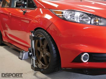 Camber adjustment for Alignment Tech