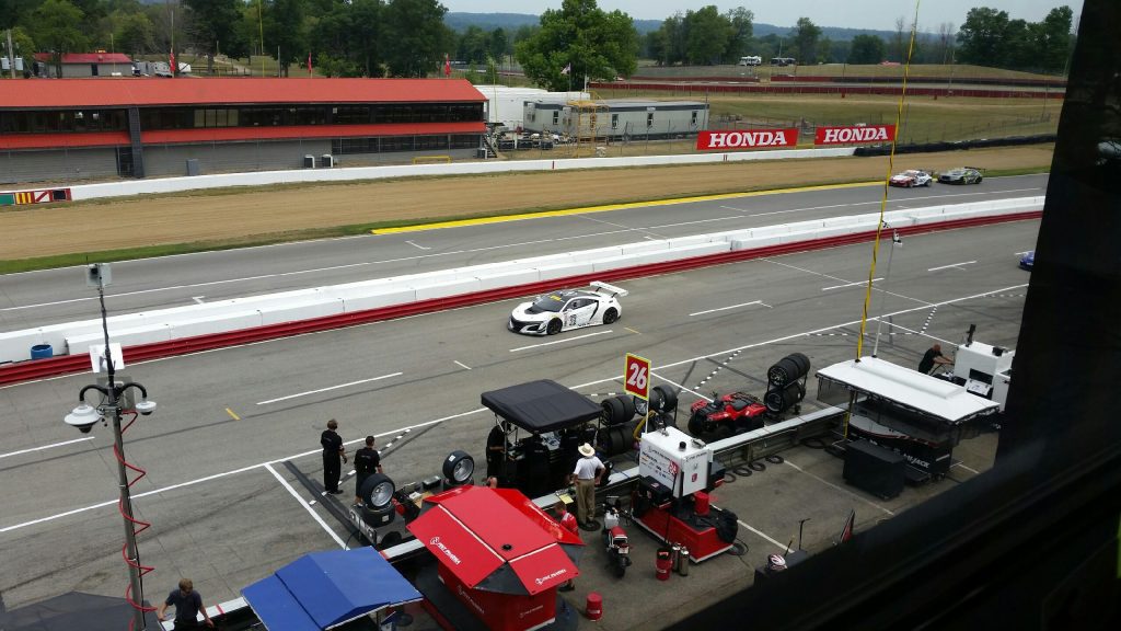 acura nsx gt3 test at mid-ohio