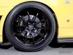 DSPORT Feature RH9 Yellow Nissan Skyline GT-R V-Spec
