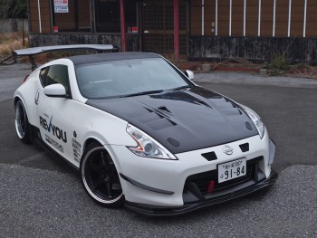 Car Making Revyou supercharged Nissan 370Z featured in DSPORT Magazine