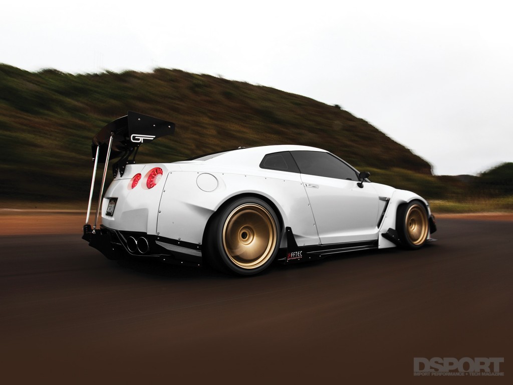 DSPORT Magazine feature editorial on 800 Horsepower Nissan GT-R Street Car